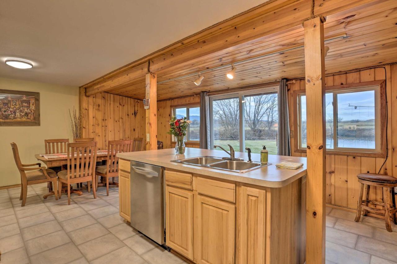 Rustic Spearfish Cabin On 12-Acre Trout Farm Kültér fotó