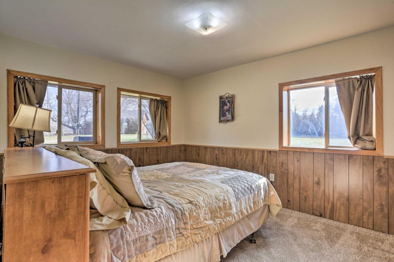 Rustic Spearfish Cabin On 12-Acre Trout Farm Kültér fotó